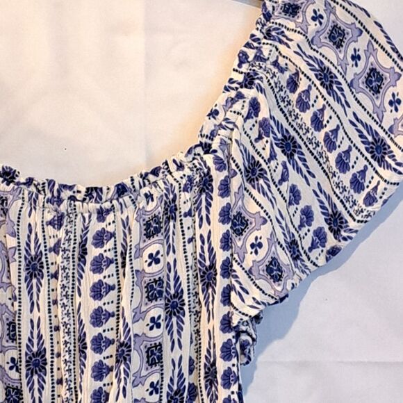 PATRONS OF PEACE BLUE/WHITE COUNTRY BOHO STYLE FLATTER SLEEVE TOP - SZ M NWOT - Picture 5 of 15